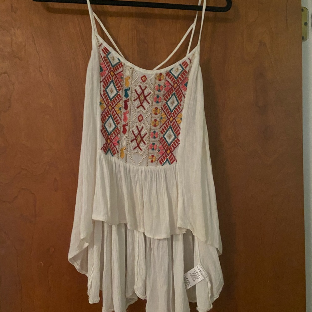 urban outfitters embroidered white tank